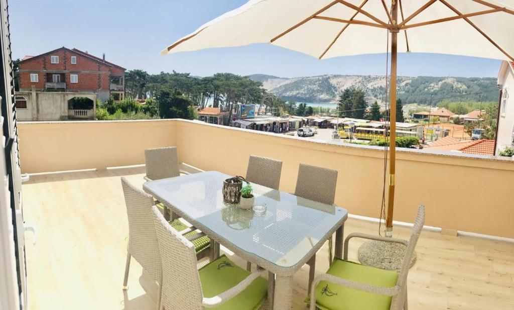Apartmani Tomi Lopar Exterior foto