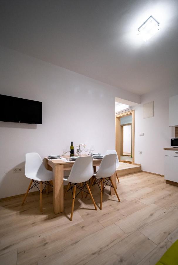 Apartmani Tomi Lopar Exterior foto