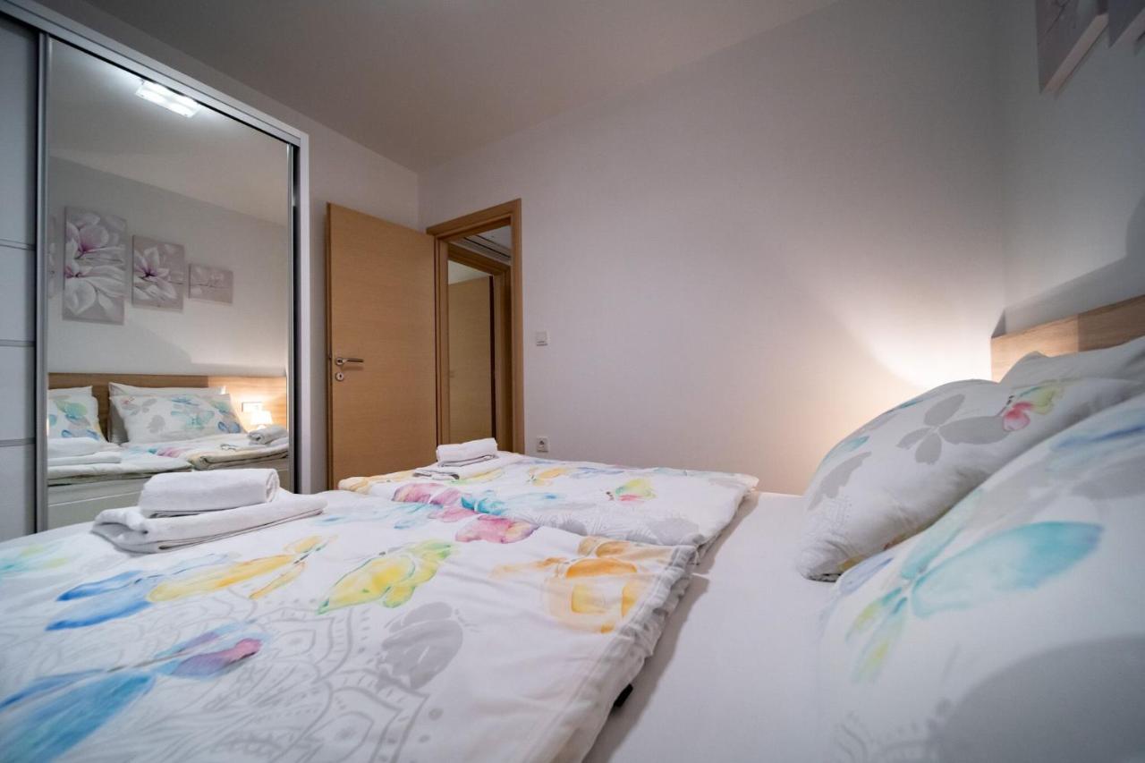 Apartmani Tomi Lopar Exterior foto