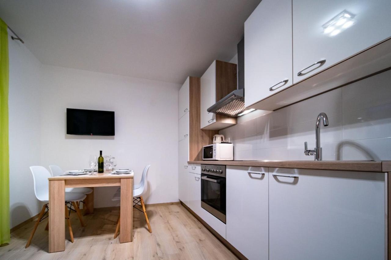 Apartmani Tomi Lopar Exterior foto