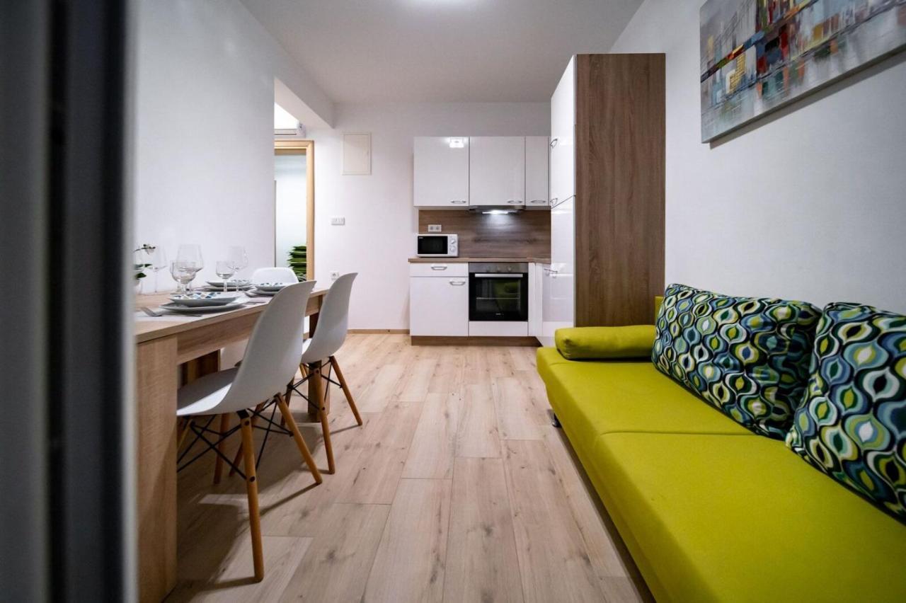 Apartmani Tomi Lopar Exterior foto