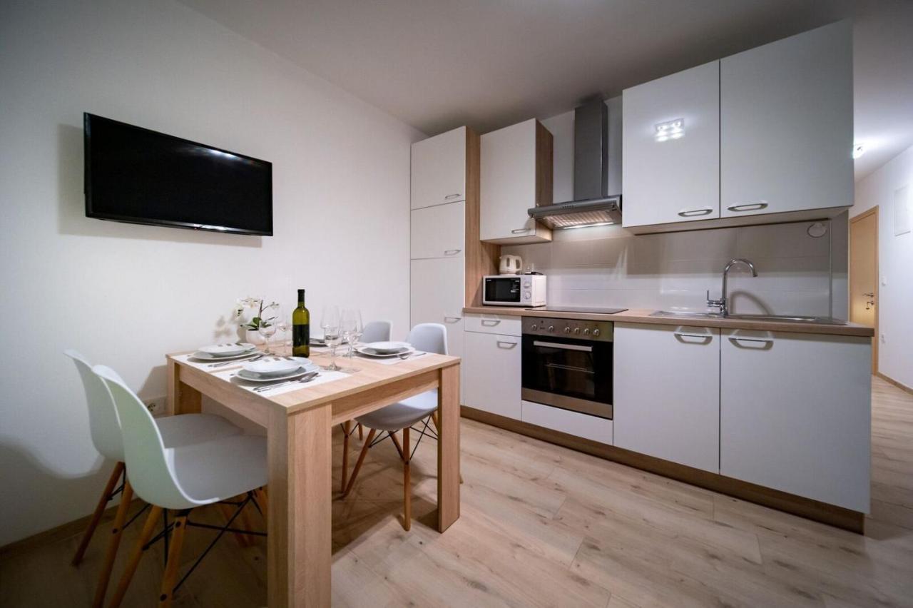 Apartmani Tomi Lopar Exterior foto