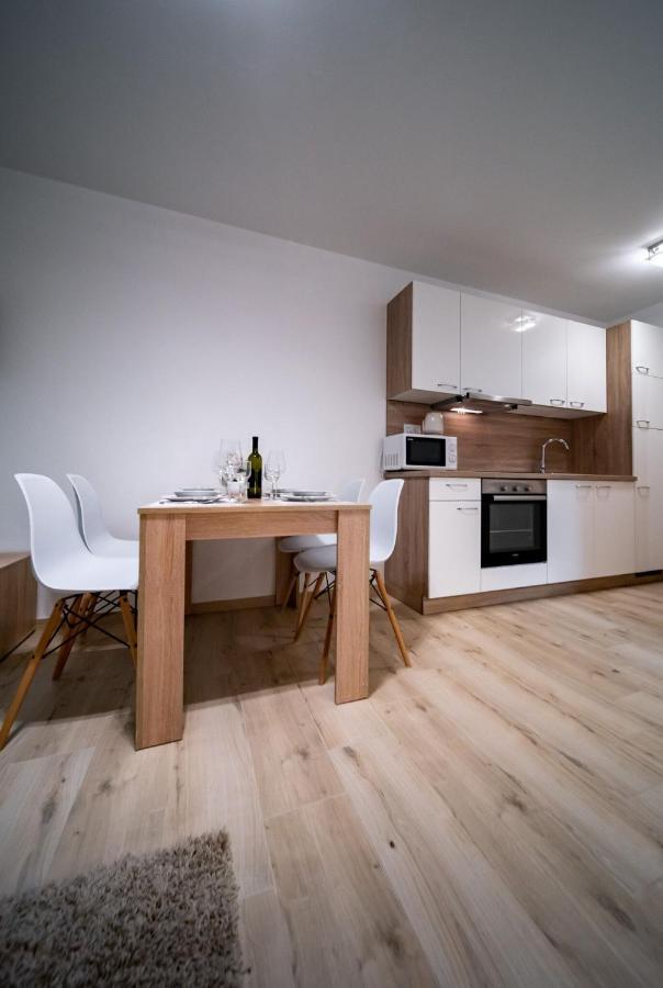 Apartmani Tomi Lopar Exterior foto