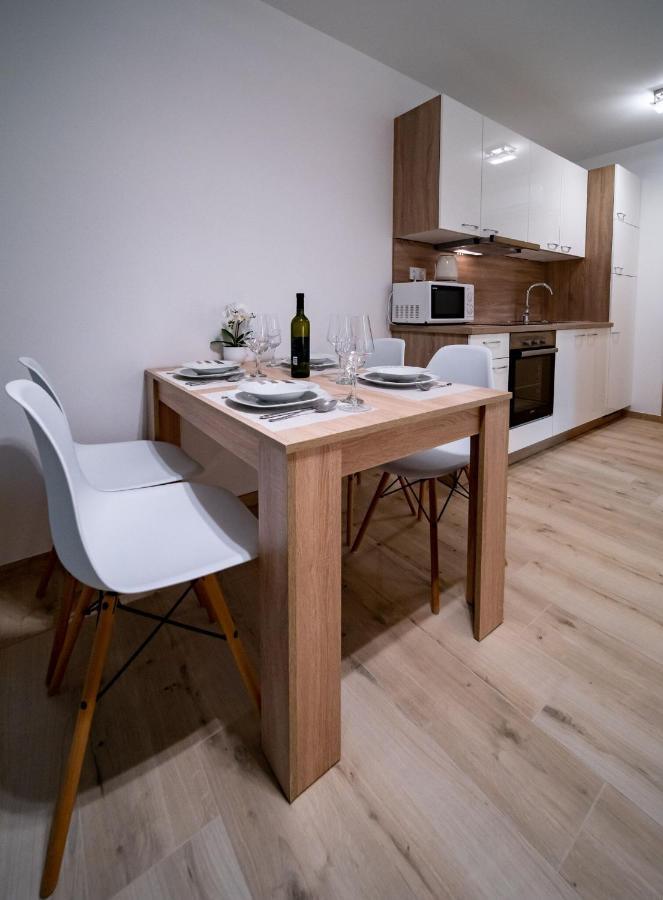 Apartmani Tomi Lopar Exterior foto