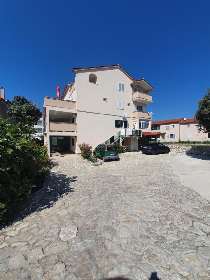 Apartmani Tomi Lopar Exterior foto