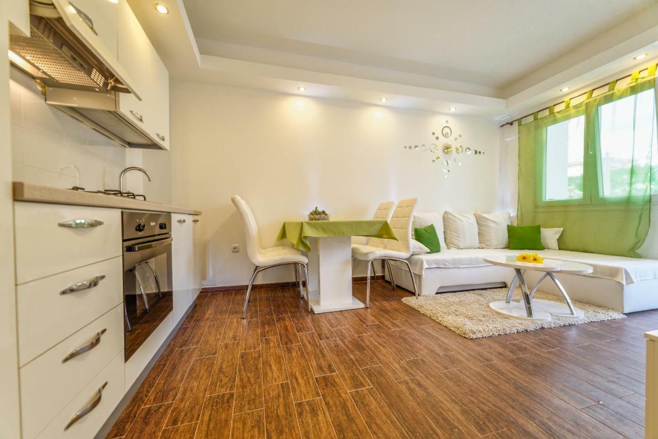 Apartmani Tomi Lopar Exterior foto