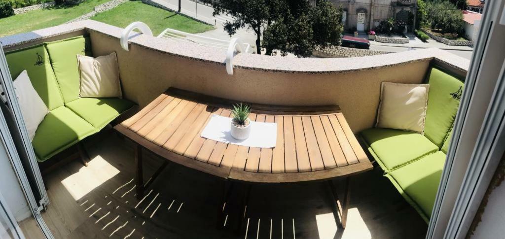 Apartmani Tomi Lopar Exterior foto